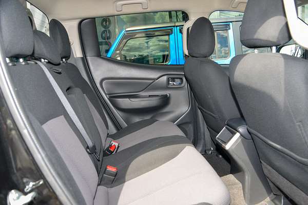 2022 Mitsubishi Triton GLX-R MR 4X4 thumb-8