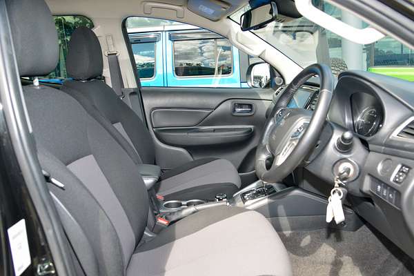 2022 Mitsubishi Triton GLX-R MR 4X4 thumb-9