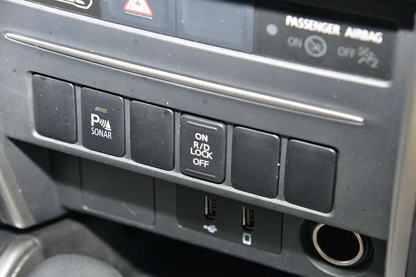 2022 Mitsubishi Triton GLX-R MR 4X4 thumb-13