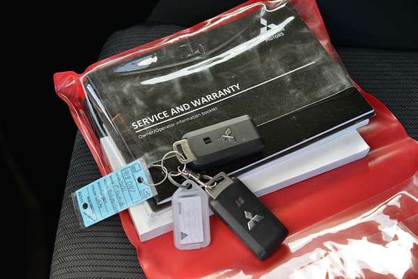 2021 Mitsubishi Eclipse Cross LS YB thumb-21