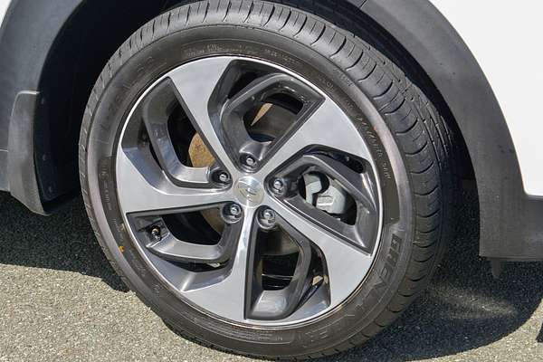 2016 Hyundai Tucson Highlander TLe thumb-3