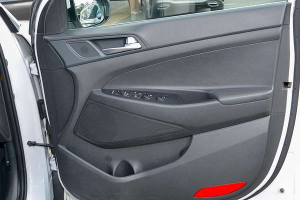 2016 Hyundai Tucson Highlander TLe thumb-15