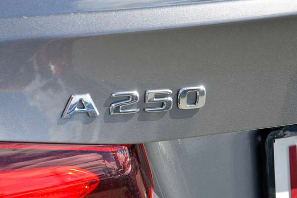 2021 Mercedes-Benz A-Class A250 V177 thumb-19