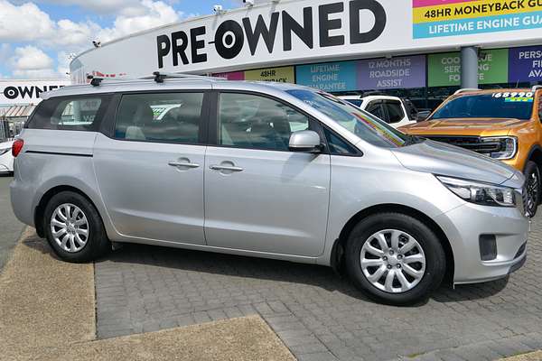 2017 Kia Carnival S YP thumb-4