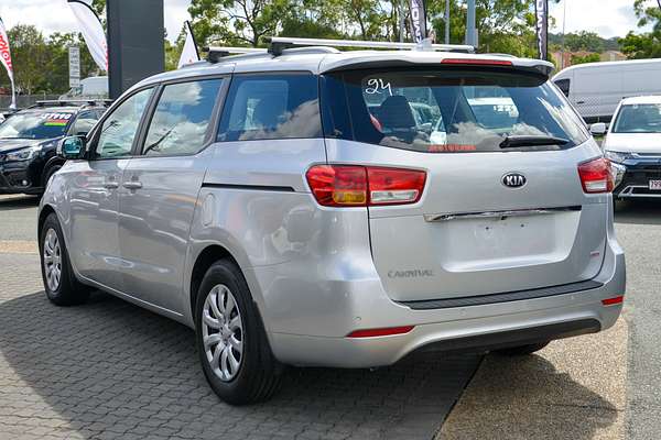 2017 Kia Carnival S YP thumb-5