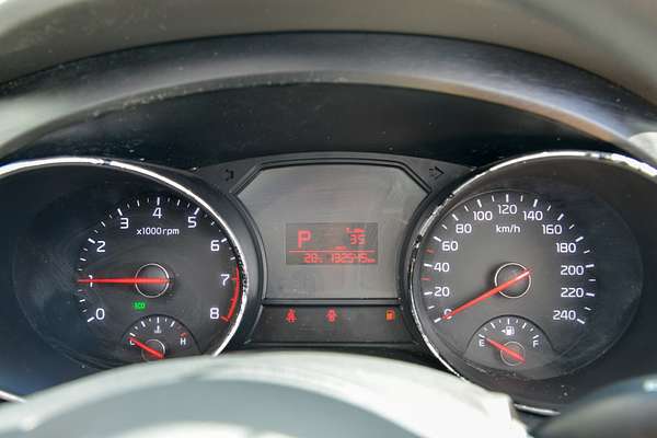 2017 Kia Carnival S YP thumb-10