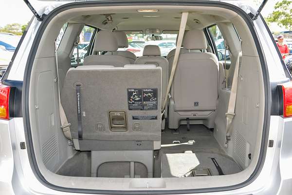 2017 Kia Carnival S YP thumb-18