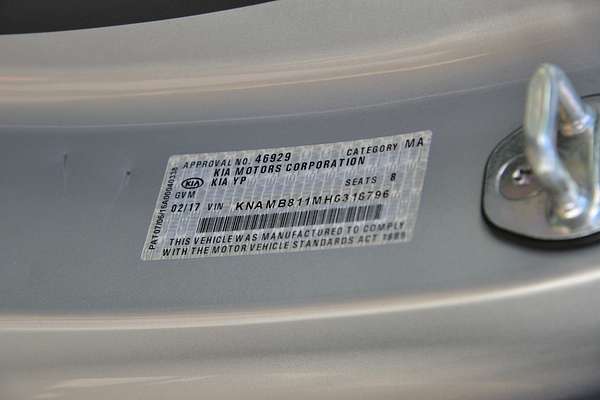 2017 Kia Carnival S YP thumb-20