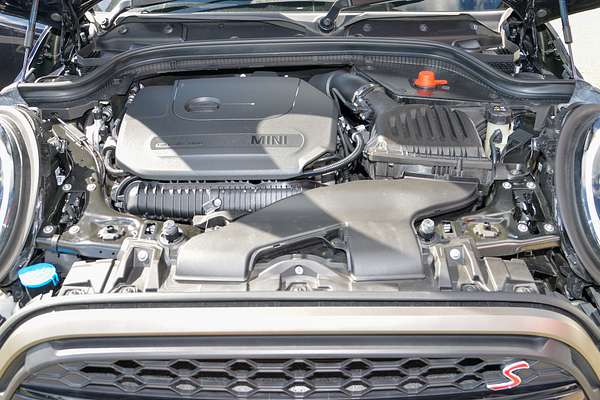 2023 MINI Hatch Cooper S MINI Yours F55 LCI-2 thumb-7