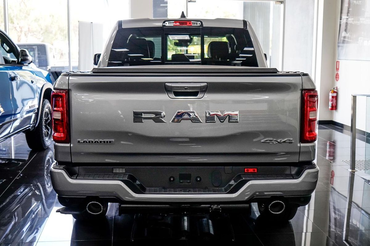 2025 RAM 1500 Laramie Sport Hurricane SO RamBox DT 4X4 SWB