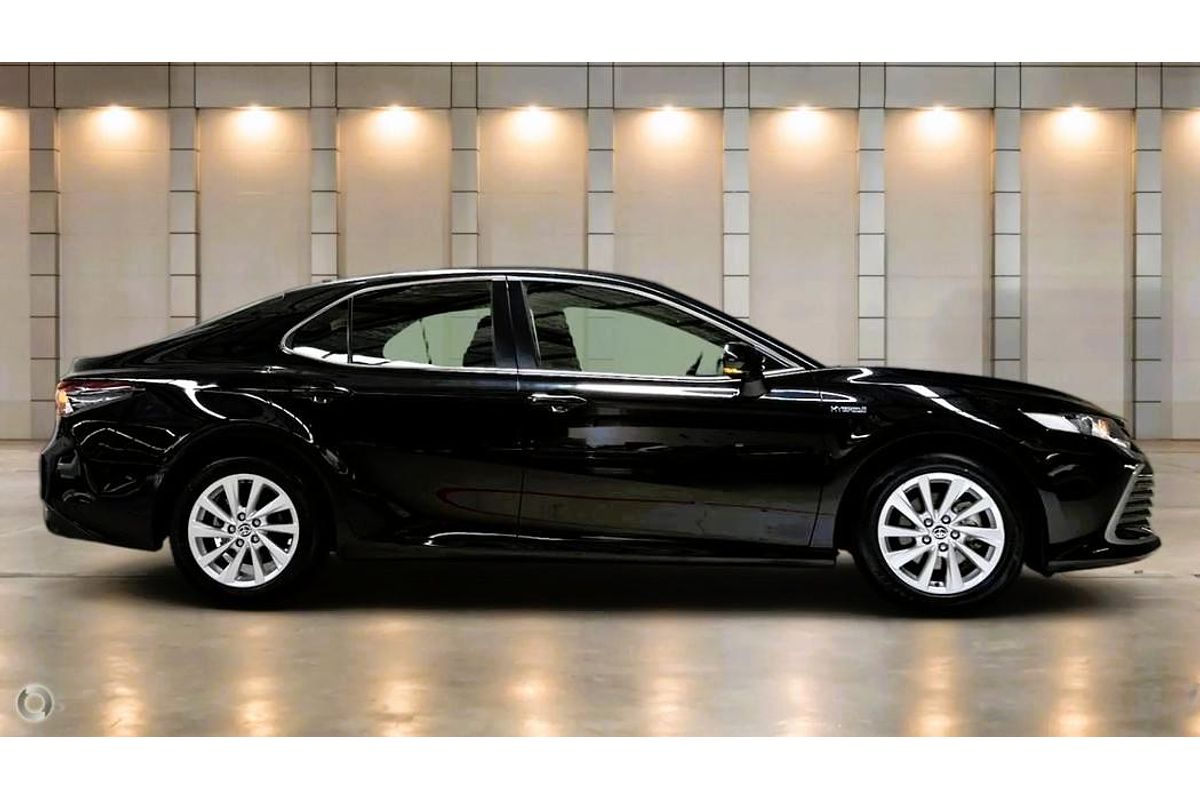 2024 Toyota Camry Ascent AXVH70R