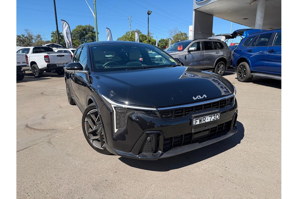 2025 Kia K4 GT-Line CL4m