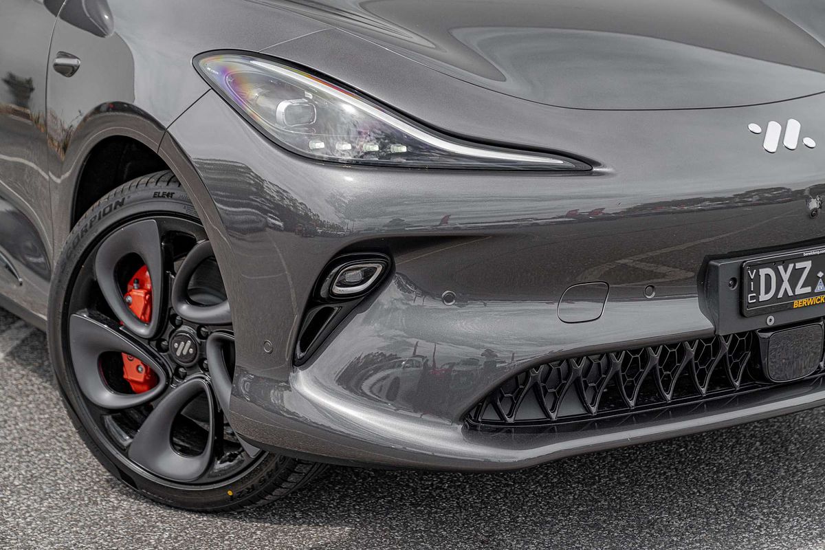 2025 MG IM6 Performance S12L