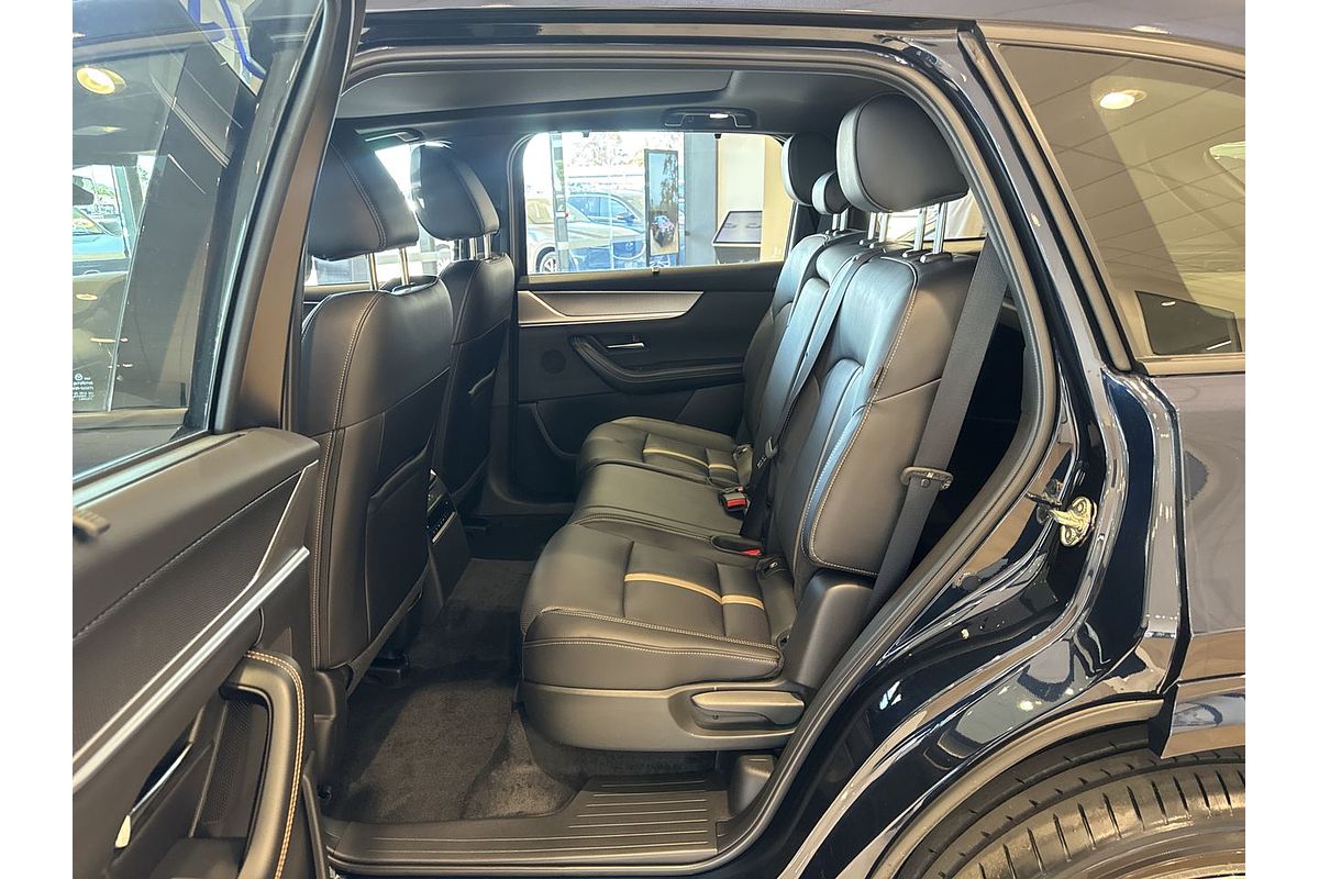 2025 Mazda CX-70 G50e Azami KJ