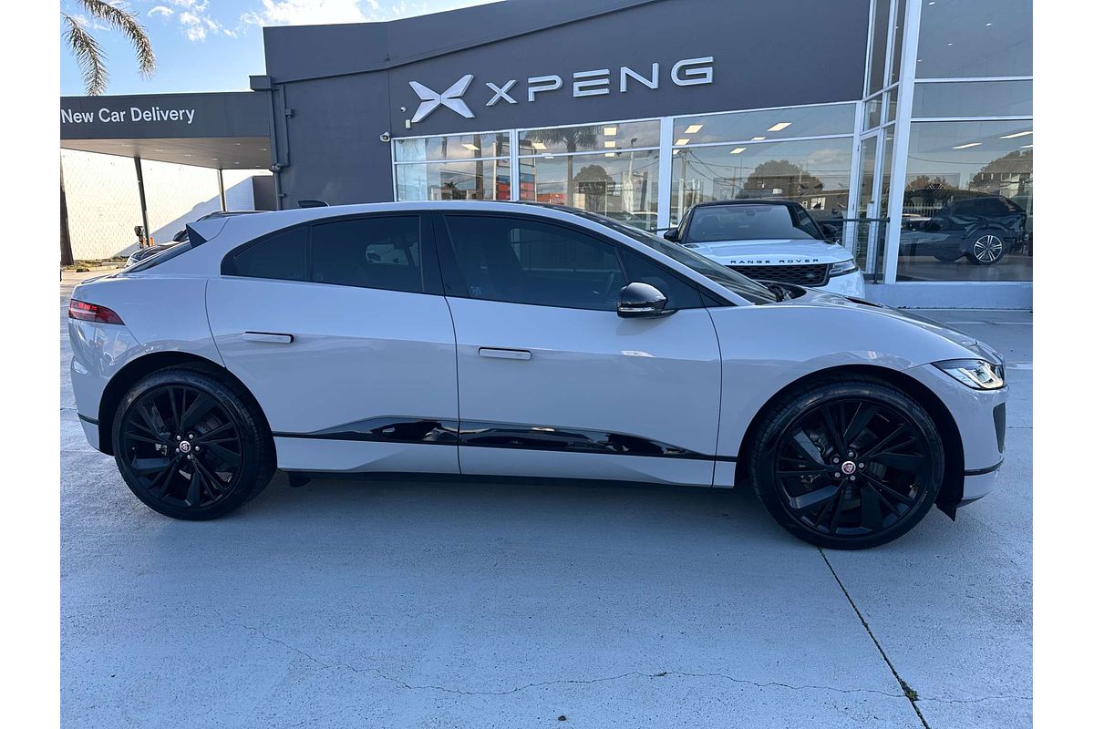 2022 Jaguar I-PACE EV400 SE X590