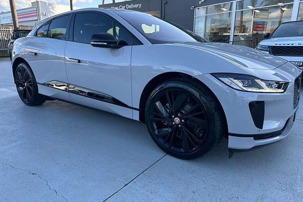 2022 Jaguar I-PACE EV400 SE X590