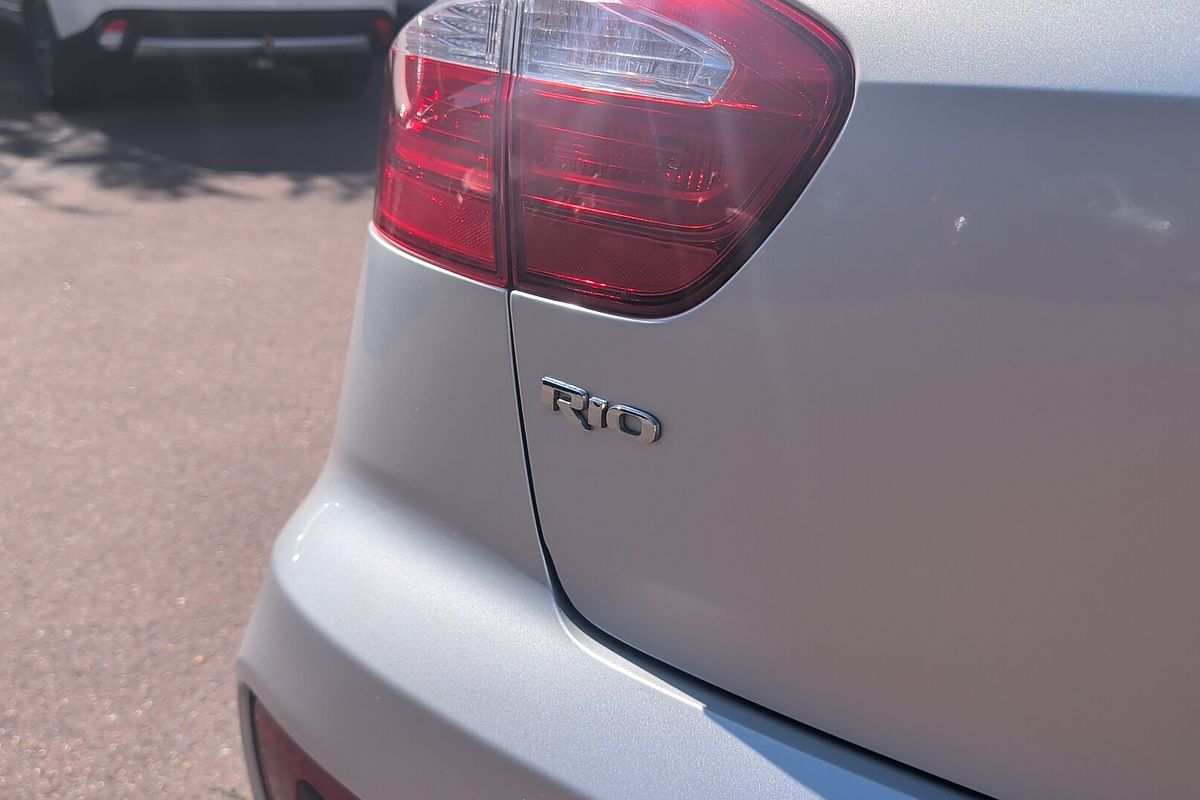 Kia Rio Silver Rear SOLD 2016 Kia Rio S in Silver | Used Hatch | Stock #470760 | Victoria ...