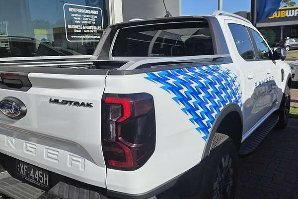 2025 Ford Ranger PHEV Wildtrak 4X4 2.3L thumb-3