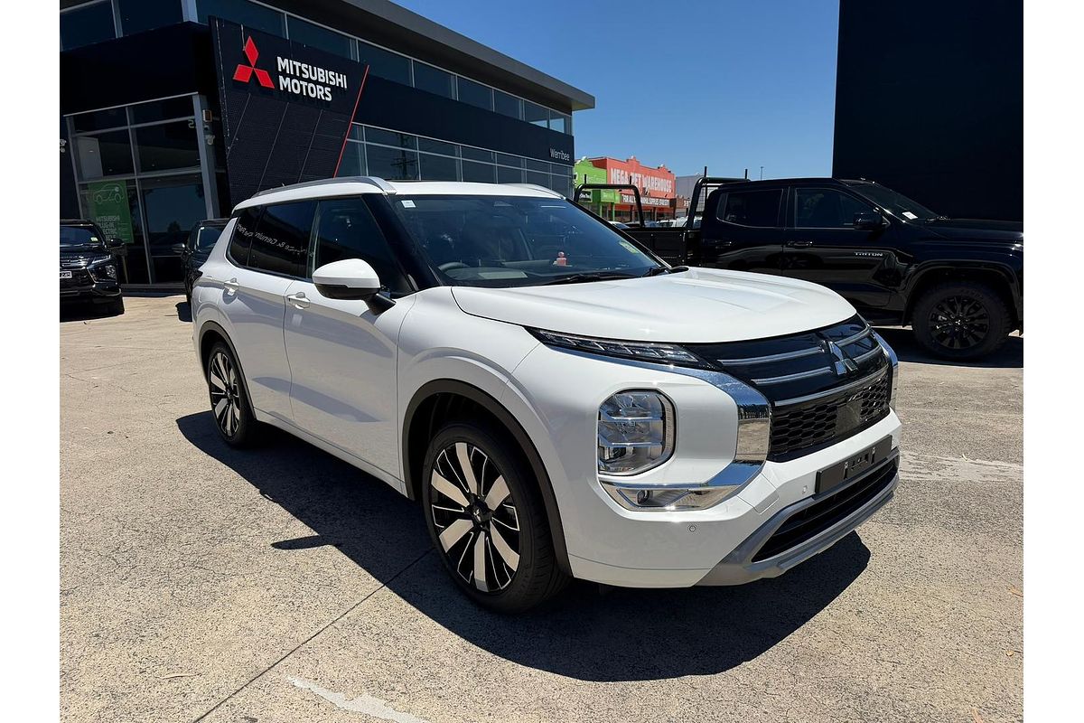 2025 Mitsubishi Outlander Exceed ZM