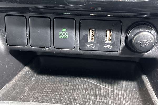 2023 Mitsubishi Eclipse Cross ES YB thumb-15