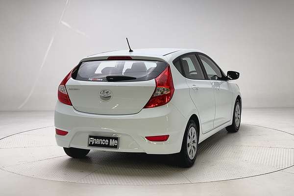 2016 Hyundai Accent Active RB4 thumb-7