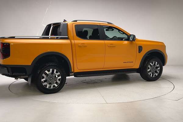 2025 Ford Ranger PHEV Wildtrak 4X4 2.3L thumb-2