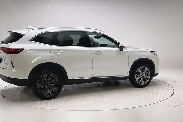 2023 GWM Haval H6 Ultra B01 thumb-2