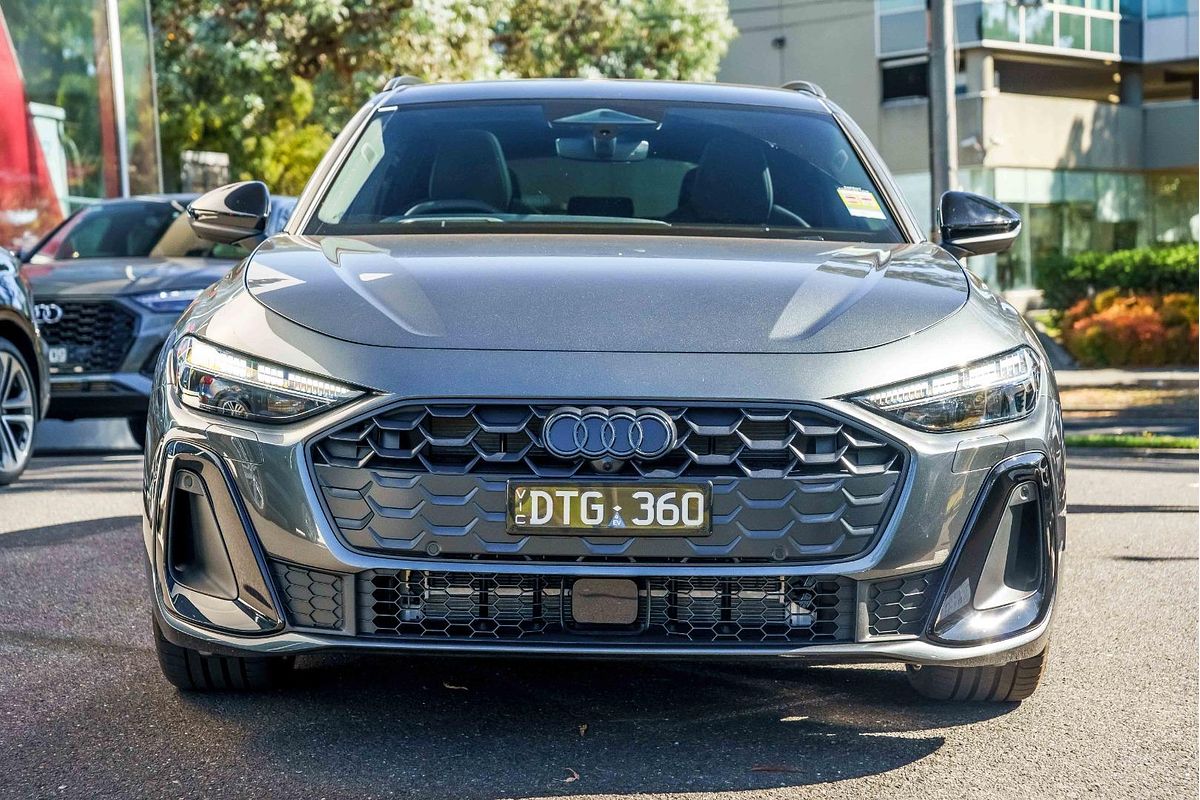 2025 Audi A5 e-hybrid S-Line B10