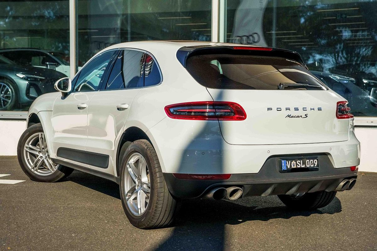 2017 Porsche Macan S 95B