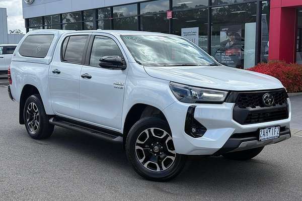 2024 Toyota Hilux SR5 48V GUN126R 4X4
