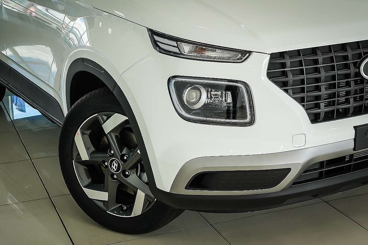 2025 Hyundai Venue Active QX.V5