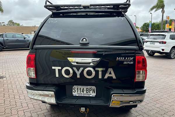 2017 Toyota Hilux SR5 GUN126R 4X4 thumb-8