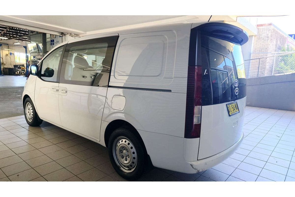 STARIA US4.V2 MY24 LOAD 2S 2.2D LIFTBACK 2.2L DT4 TURBO CDI 8 SP AUTOMATIC SEQUENTIAL 5D VAN 