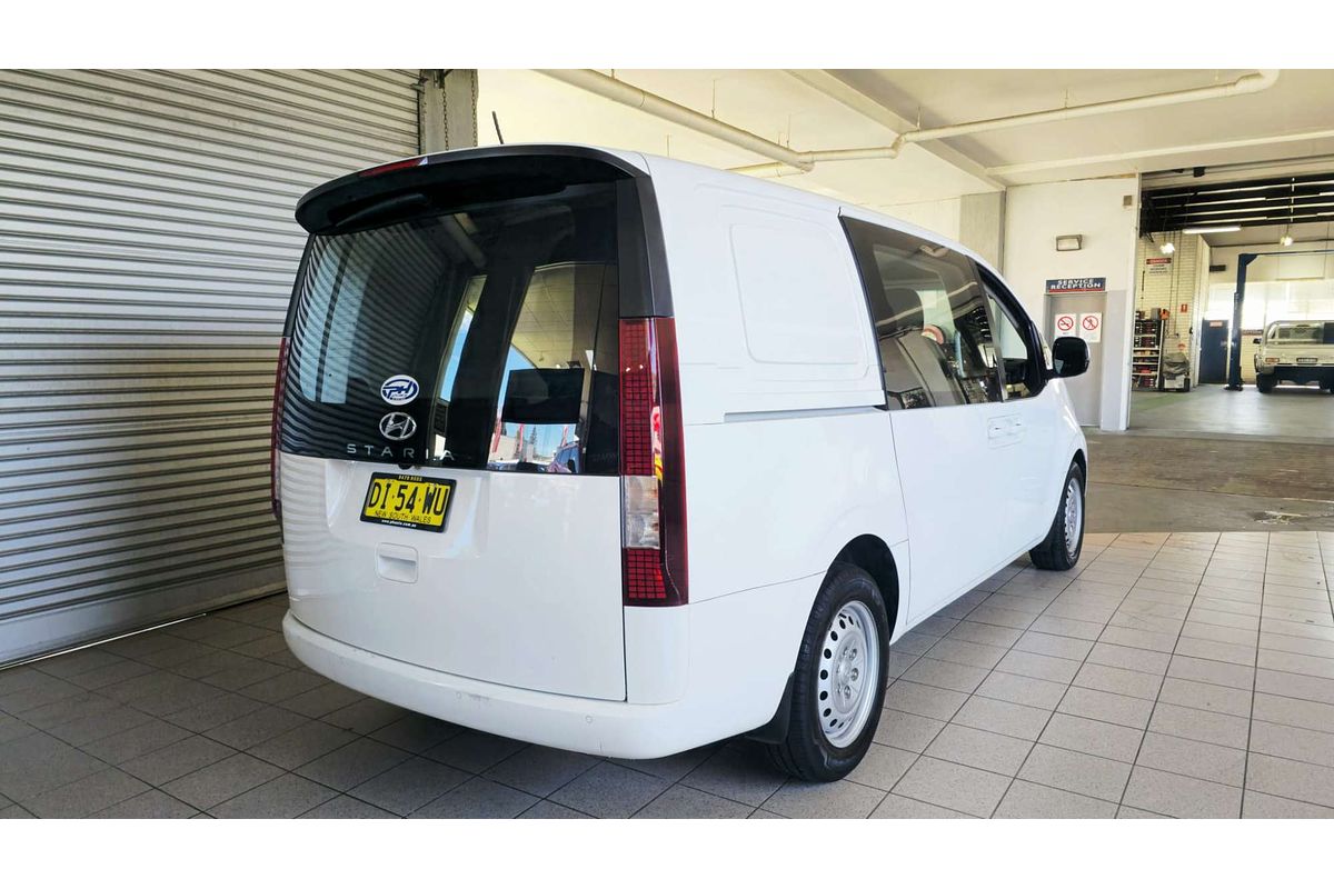 STARIA US4.V2 MY24 LOAD 2S 2.2D LIFTBACK 2.2L DT4 TURBO CDI 8 SP AUTOMATIC SEQUENTIAL 5D VAN 