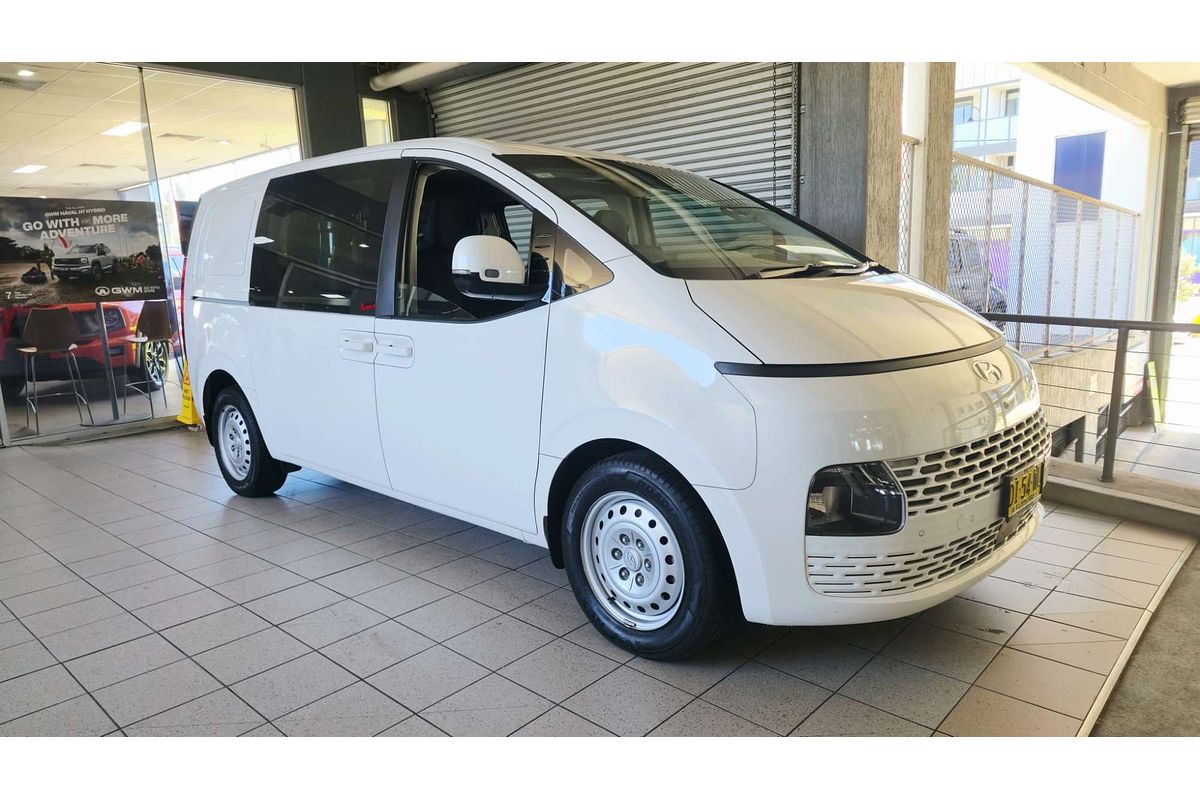 STARIA US4.V2 MY24 LOAD 2S 2.2D LIFTBACK 2.2L DT4 TURBO CDI 8 SP AUTOMATIC SEQUENTIAL 5D VAN 