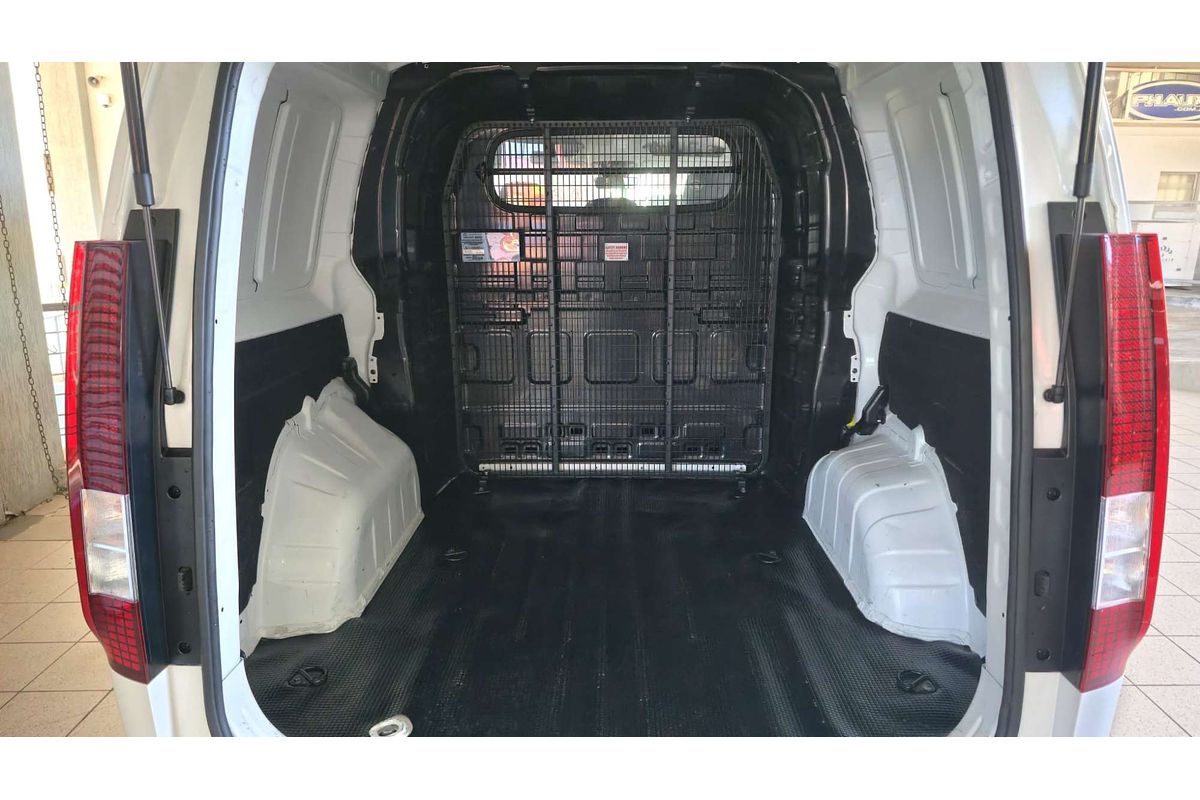 STARIA US4.V2 MY24 LOAD 2S 2.2D LIFTBACK 2.2L DT4 TURBO CDI 8 SP AUTOMATIC SEQUENTIAL 5D VAN 