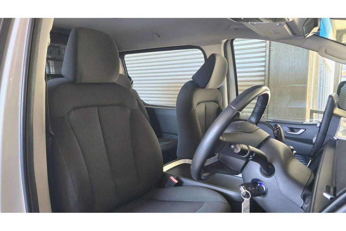 STARIA US4.V2 MY24 LOAD 2S 2.2D LIFTBACK 2.2L DT4 TURBO CDI 8 SP AUTOMATIC SEQUENTIAL 5D VAN 