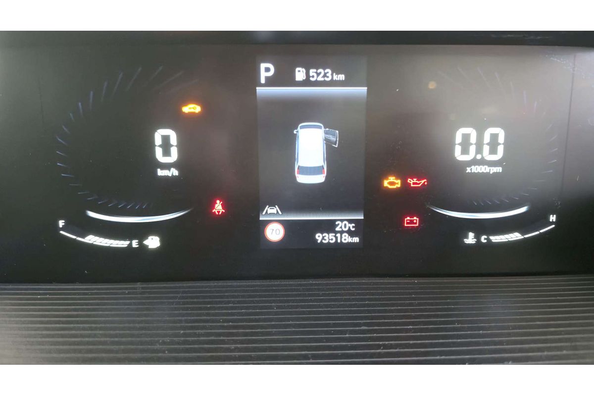 STARIA US4.V2 MY24 LOAD 2S 2.2D LIFTBACK 2.2L DT4 TURBO CDI 8 SP AUTOMATIC SEQUENTIAL 5D VAN 