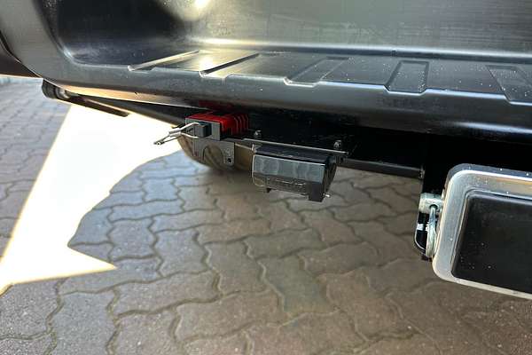 2024 Isuzu D-MAX X-TERRAIN 4X4 thumb-12