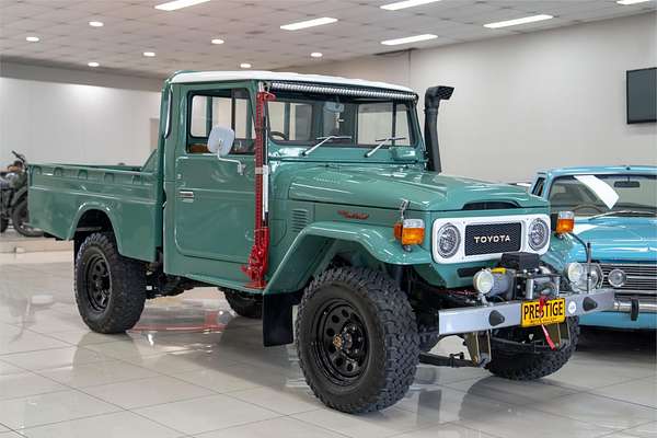 1980 Toyota Landcruiser (4x4)  4X4