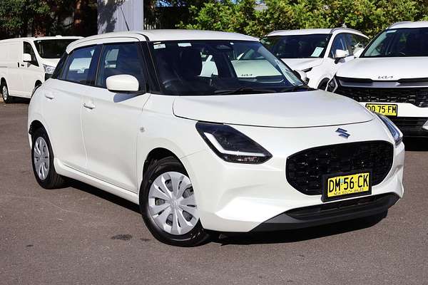 2024 Suzuki Swift Hybrid UZ