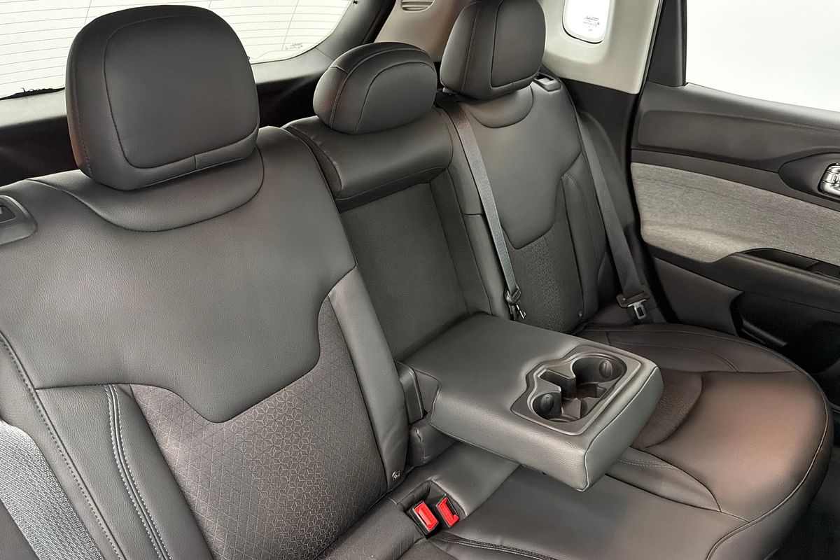 2021 Jeep Compass Launch Edition M6