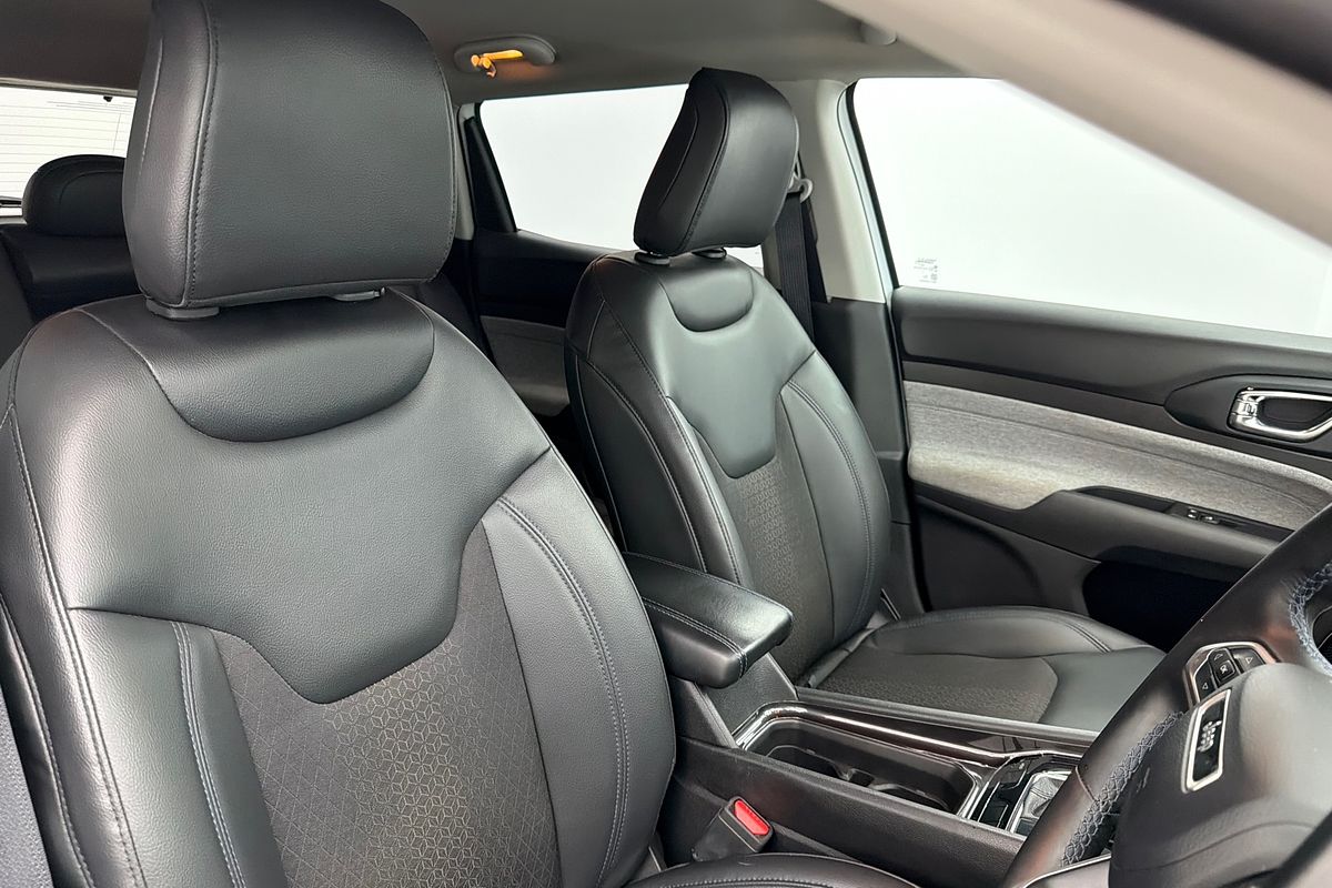 2021 Jeep Compass Launch Edition M6