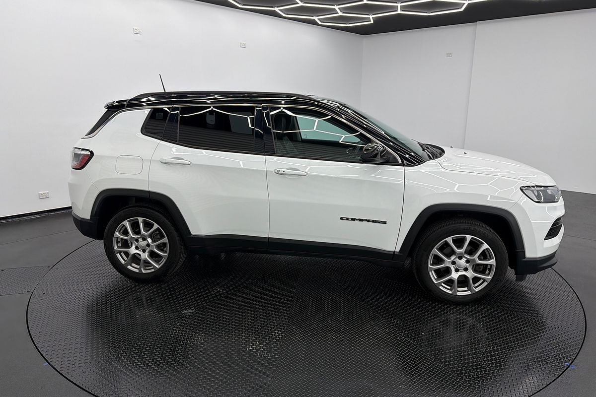 2021 Jeep Compass Launch Edition M6