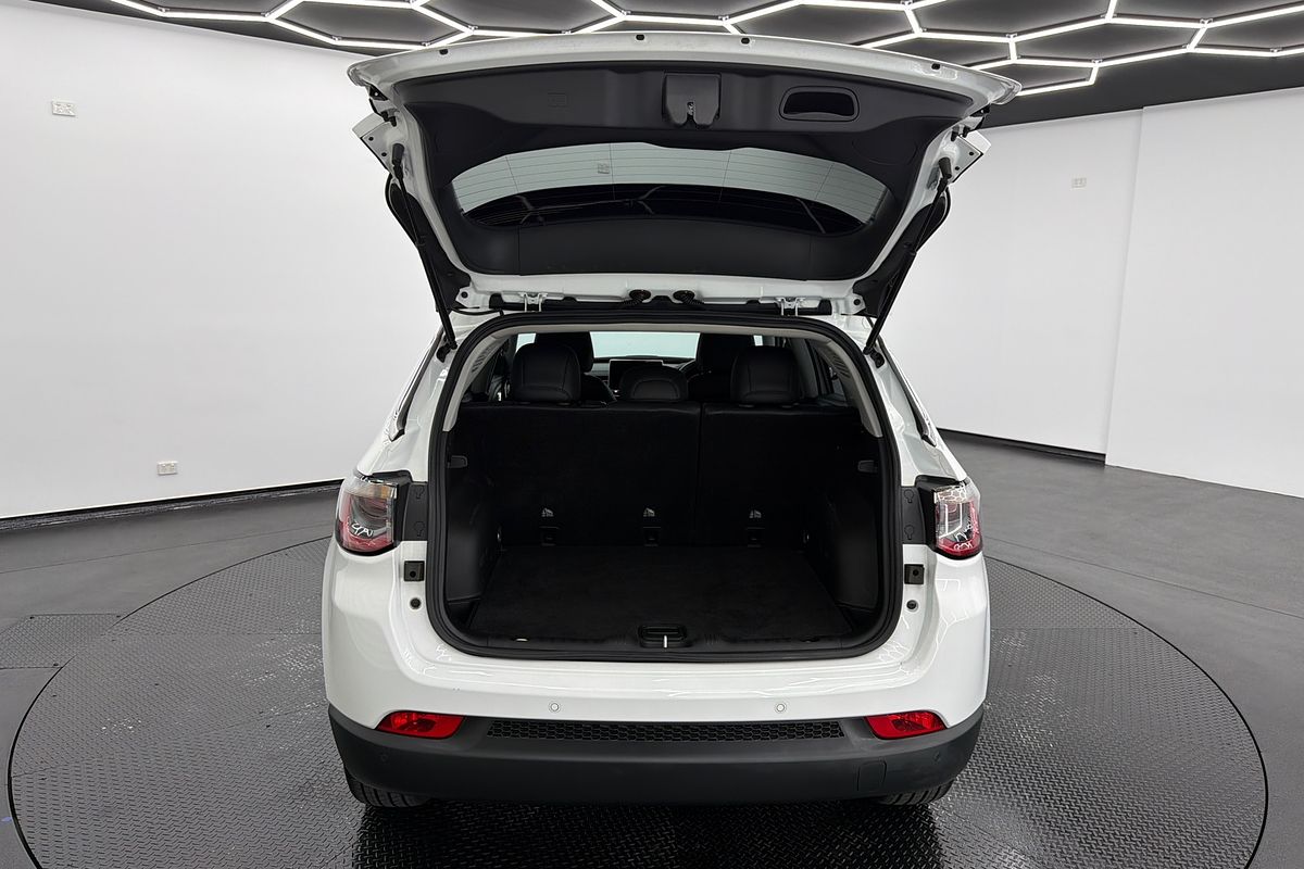 2021 Jeep Compass Launch Edition M6