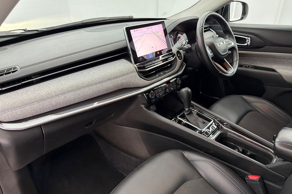 2021 Jeep Compass Launch Edition M6