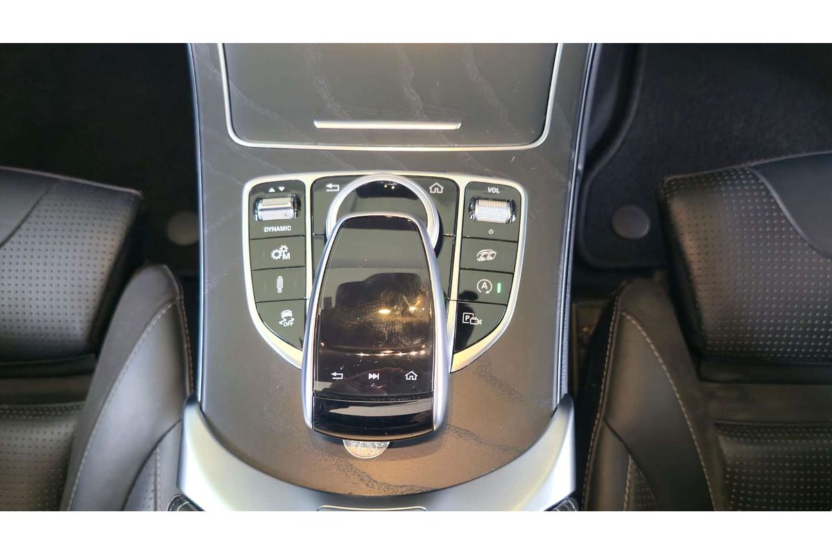 C 205 MY19 C63 AMGS 4.0L V8 TWIN TURBO DIR F/INJ 9 SP AUTOMATIC SEDAN 