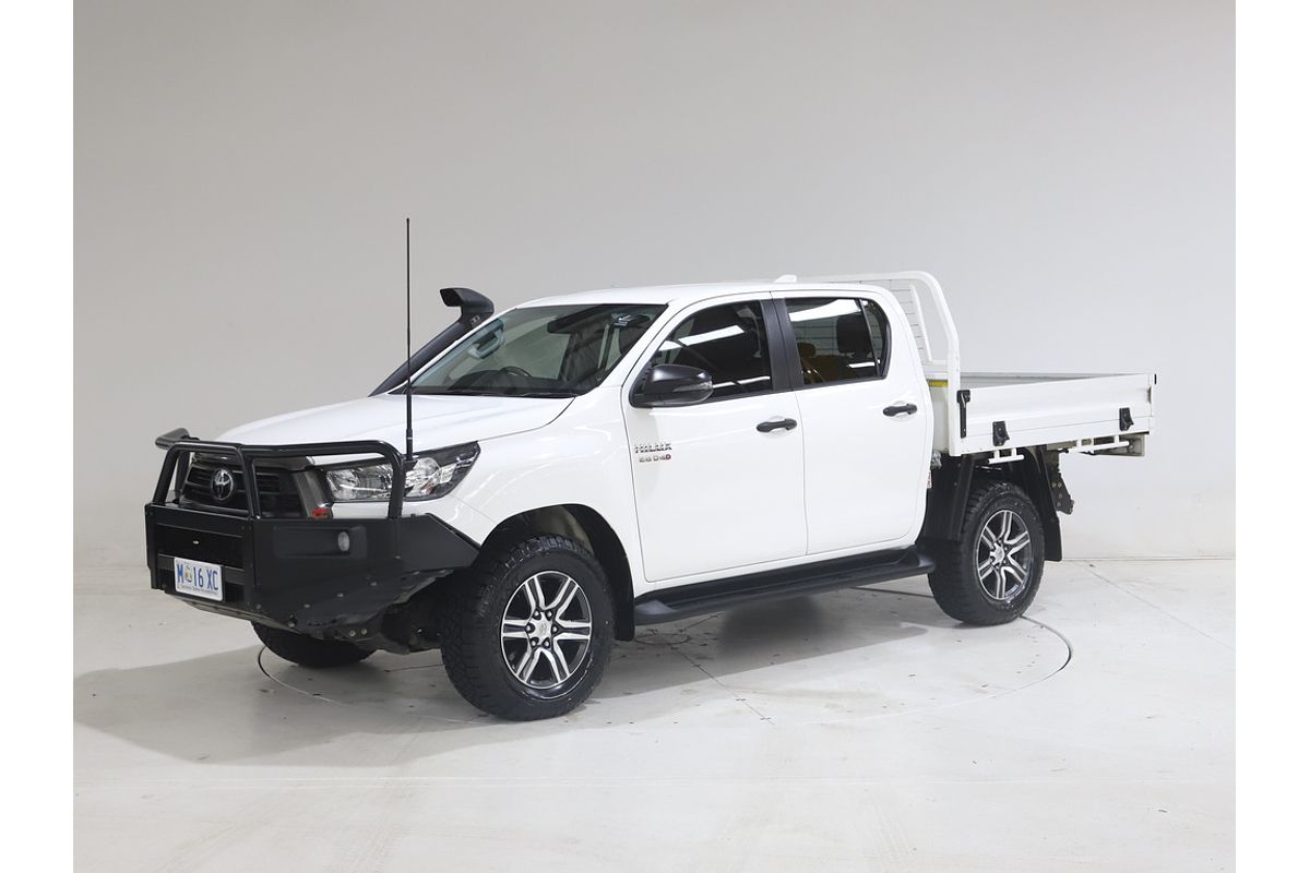 Hilux 4x4 SR 2.8L T Diesel Automatic Double Cab C/C