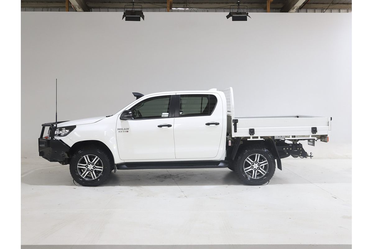 Hilux 4x4 SR 2.8L T Diesel Automatic Double Cab C/C