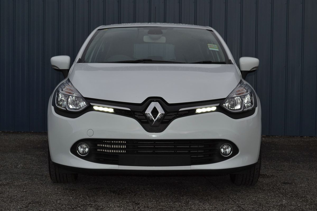 2015 Renault Clio Expression+ IV B98
